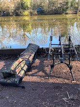 Load image into Gallery viewer, Midwater Baiting Up Pole Bag in DPM on the bank of Redmire Pool