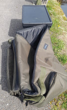 Load image into Gallery viewer, Midwater Boxall with the box element out of the Boxall.