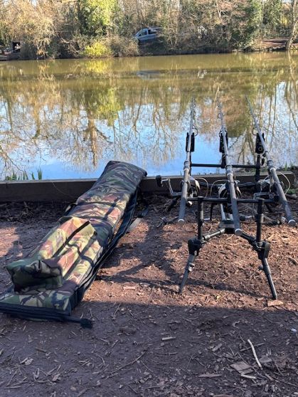 Midwater Baiting Up Pole Bag in DPM on the bank of Redmire Pool